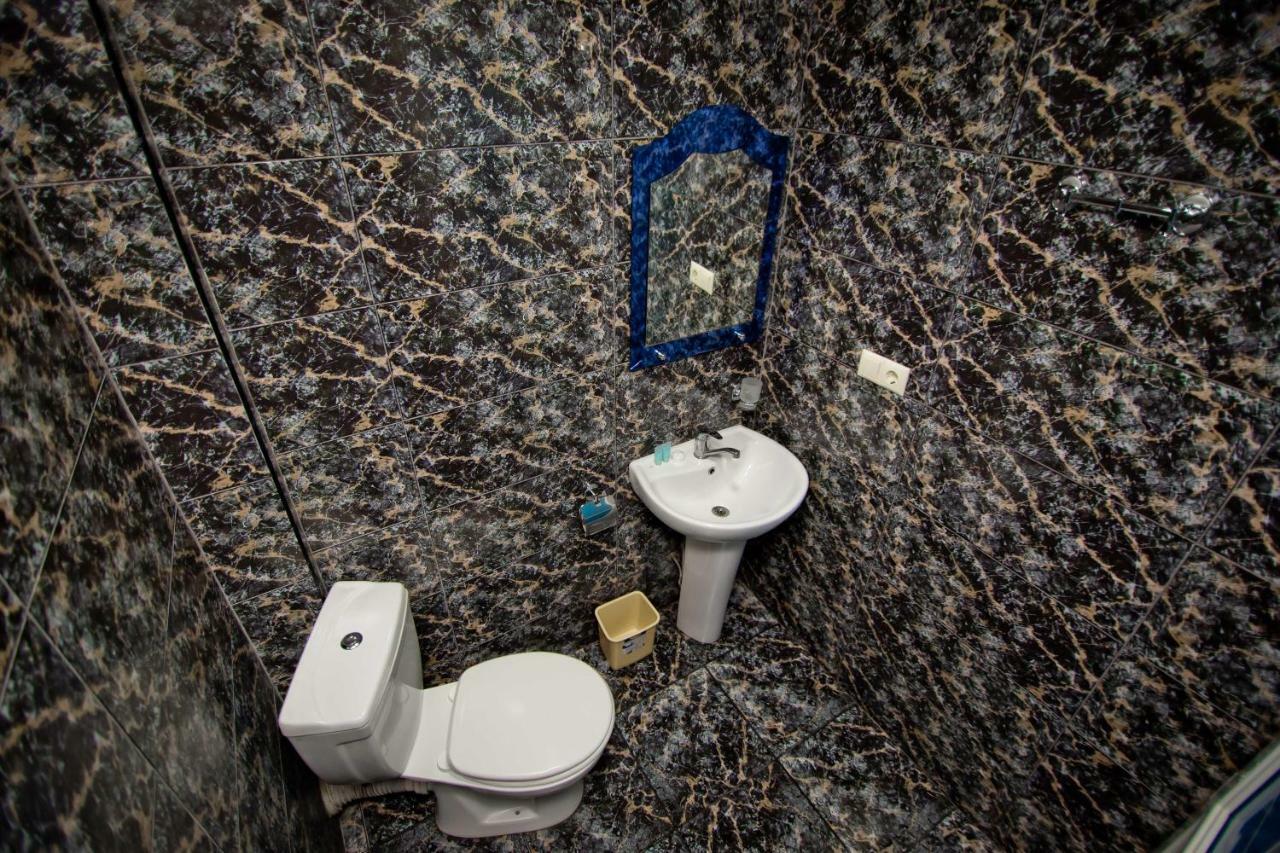 Hotel Vizit Batumi Zewnętrze zdjęcie