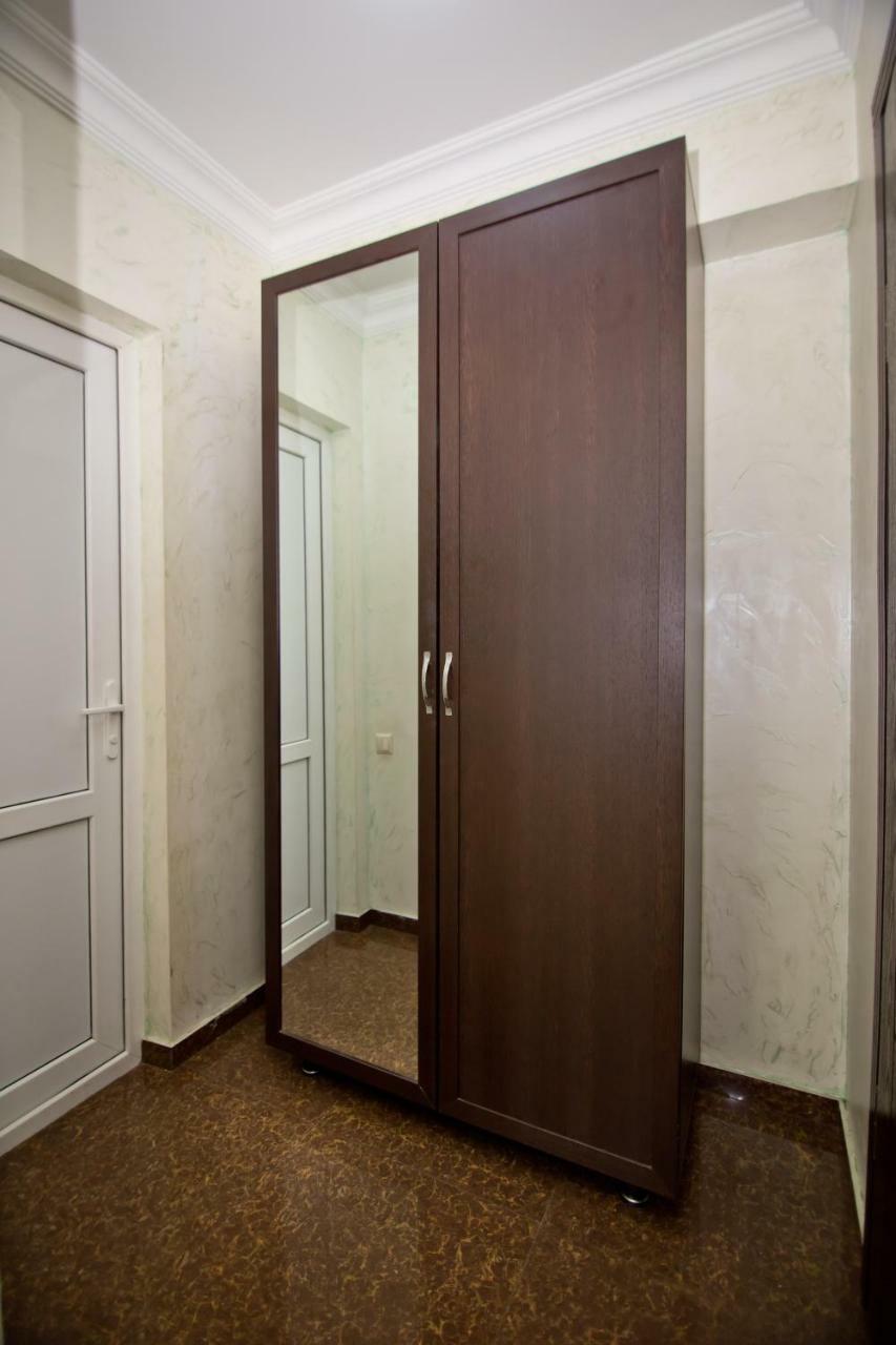 Hotel Vizit Batumi Zewnętrze zdjęcie