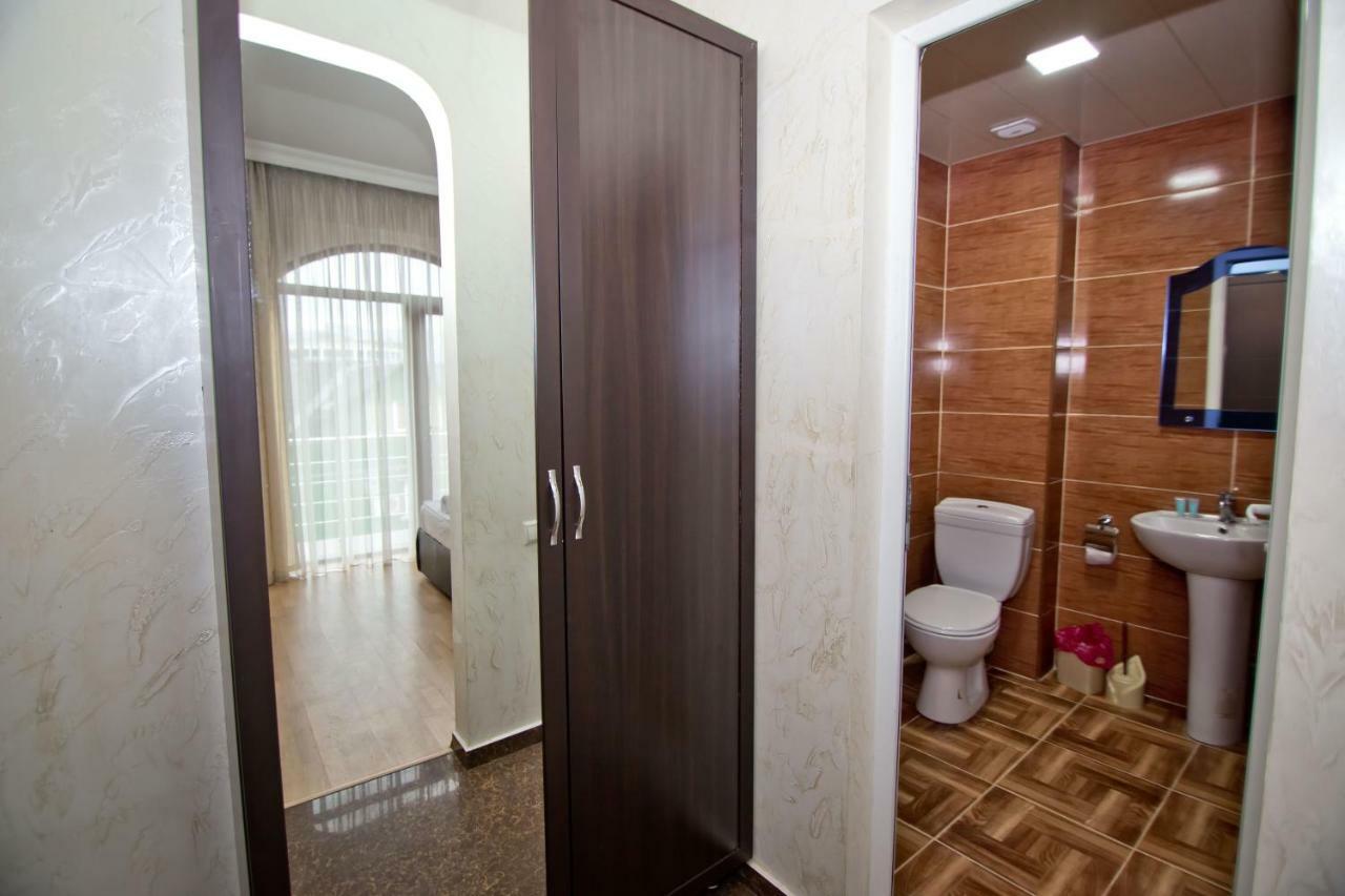 Hotel Vizit Batumi Zewnętrze zdjęcie