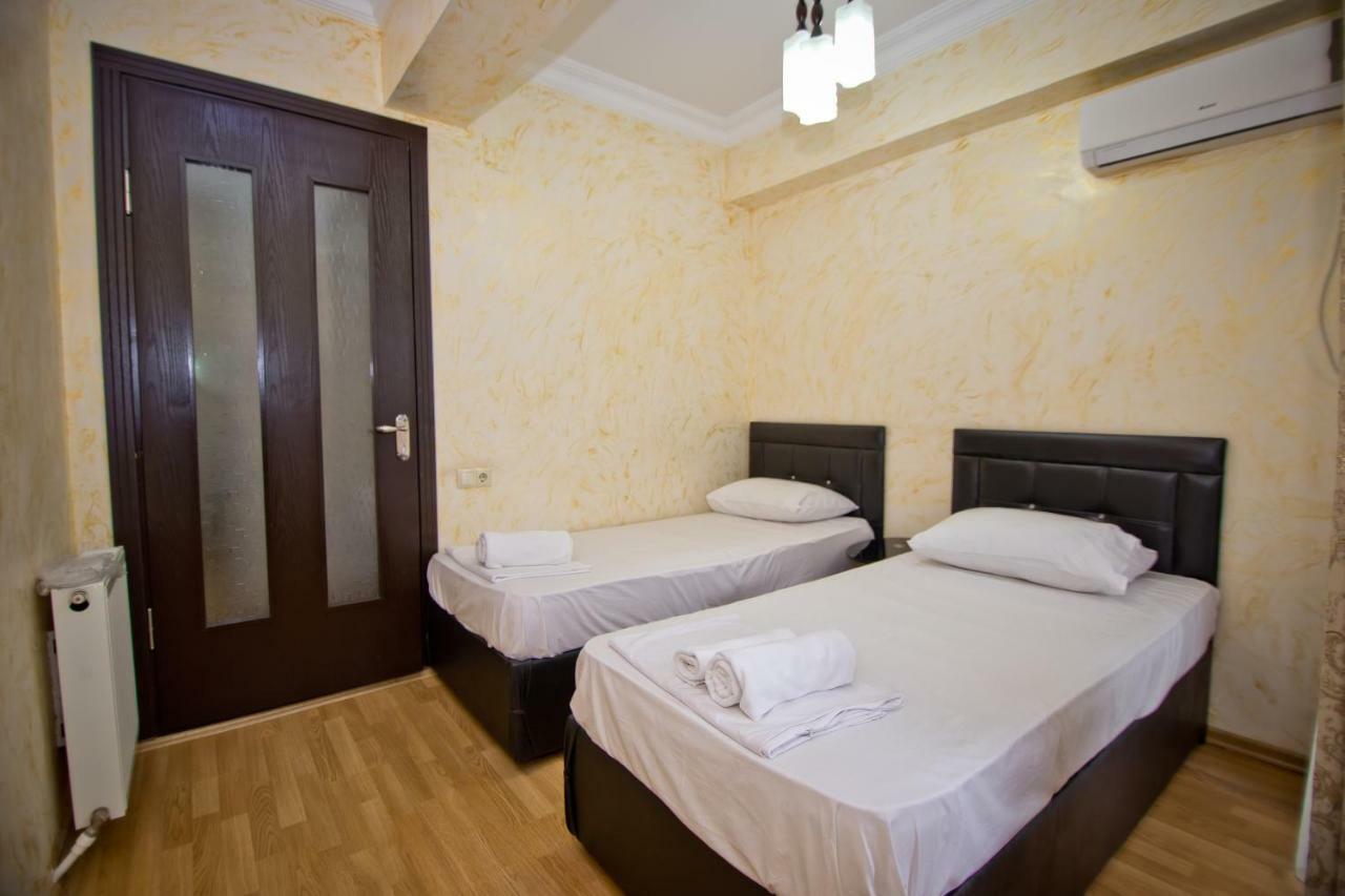 Hotel Vizit Batumi Zewnętrze zdjęcie