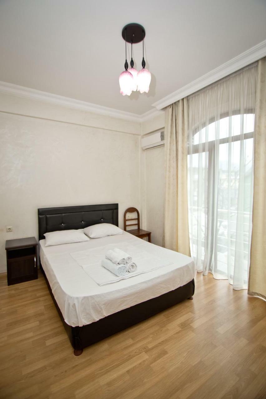 Hotel Vizit Batumi Zewnętrze zdjęcie