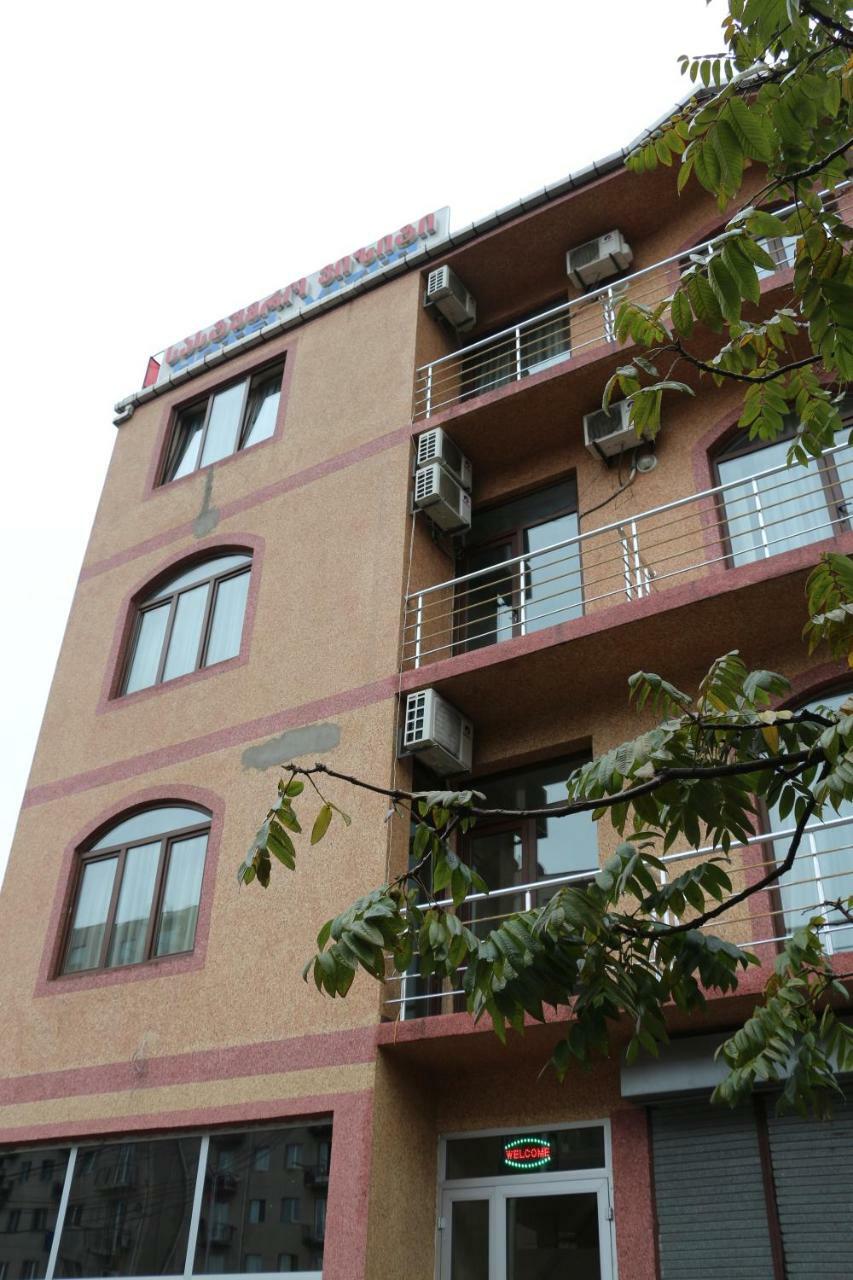 Hotel Vizit Batumi Zewnętrze zdjęcie